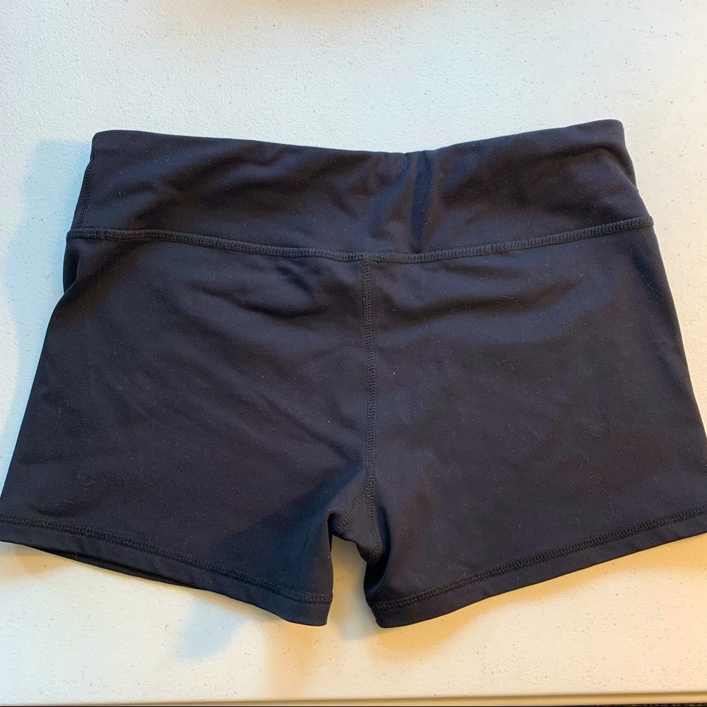Treign Shorts - Picture 2 of 8
